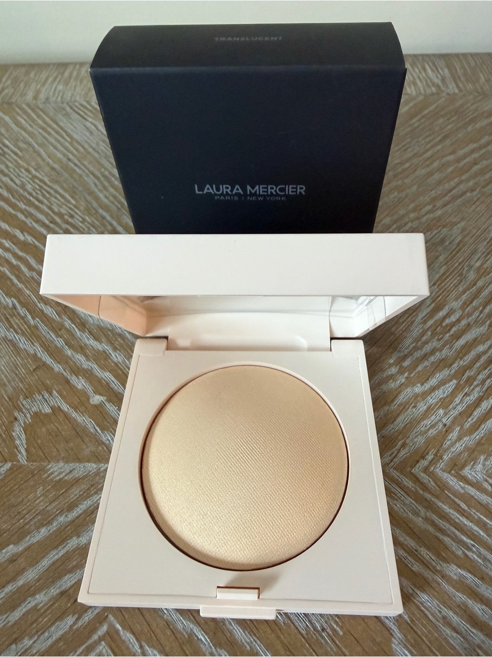 New Laura mercier Translucent Pressed Setting Powder